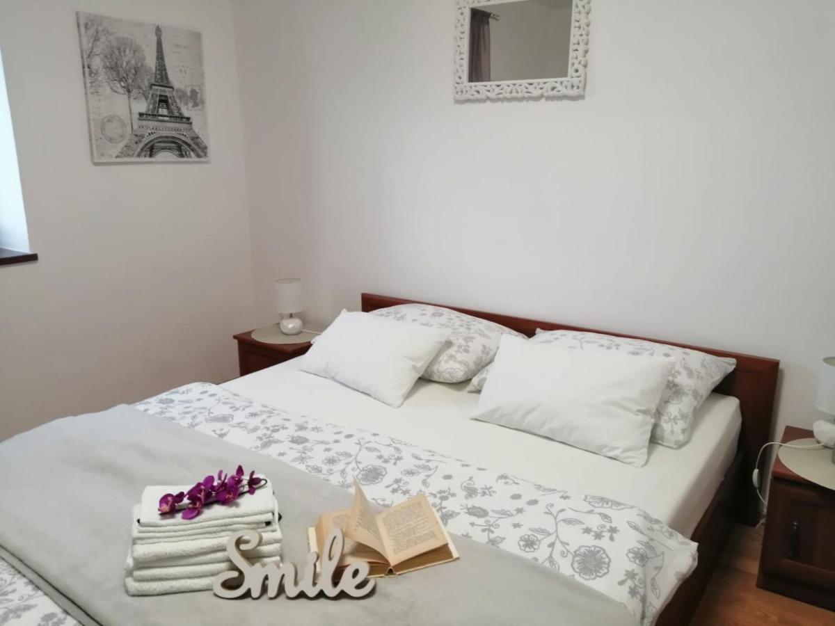 Apartman Ivan Senj  Exteriör bild